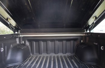 Cubierta plana PROFORM Mitsubishi L200 Triton 2015-2021 (doble cabina)